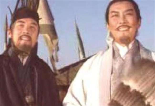 草船借箭曹为何不放火箭