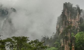 李德林《从驾还京》的写作背景是什么样的？